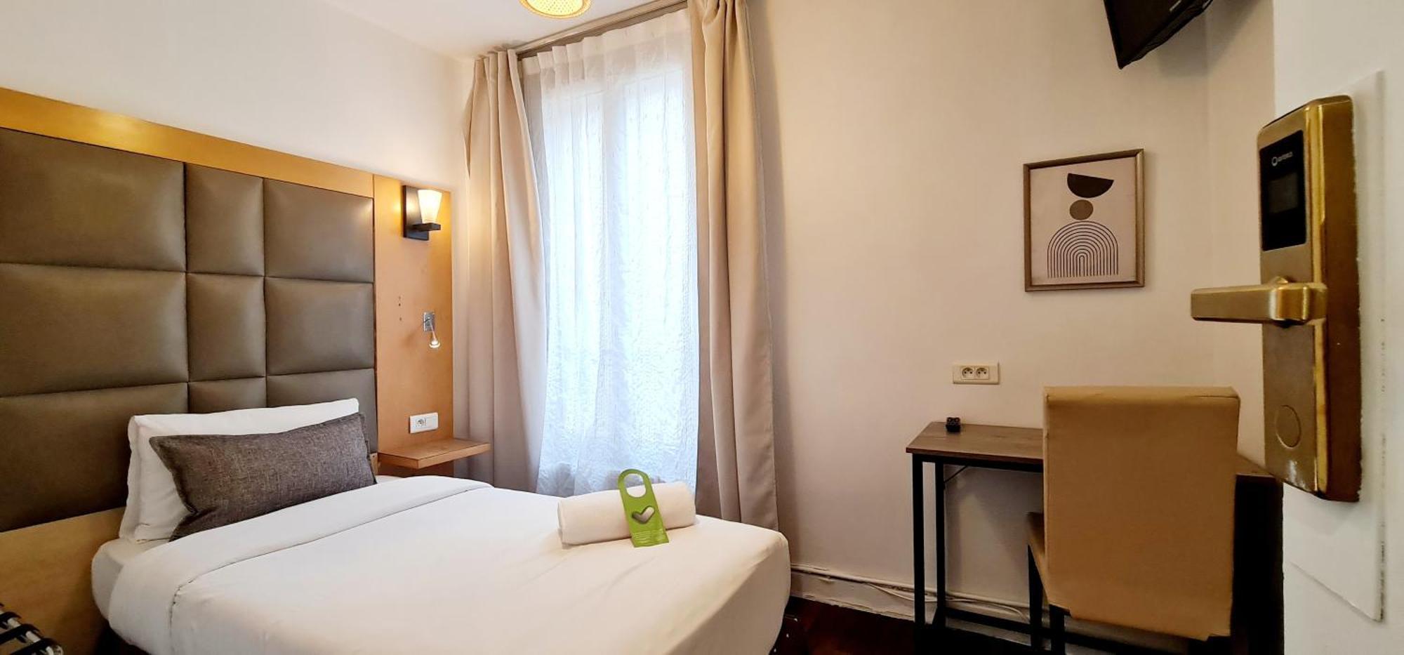 Hotel De France 18 Париж Экстерьер фото